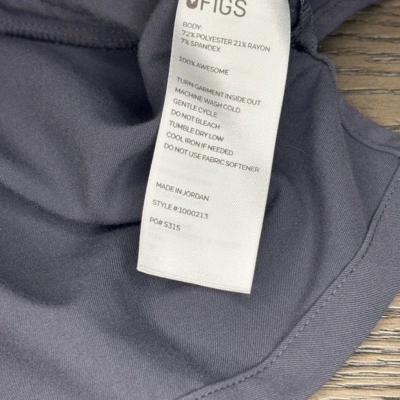 FIGS Casma Scrub Top Charcoal Gray Size S Technical Collection - Picture 4 of 4